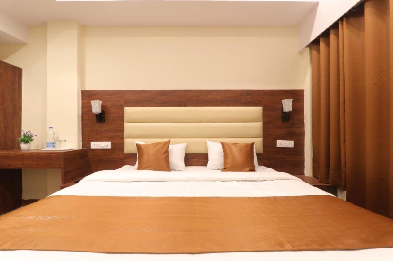 Hotel Blueark Lucknow Exterior photo
