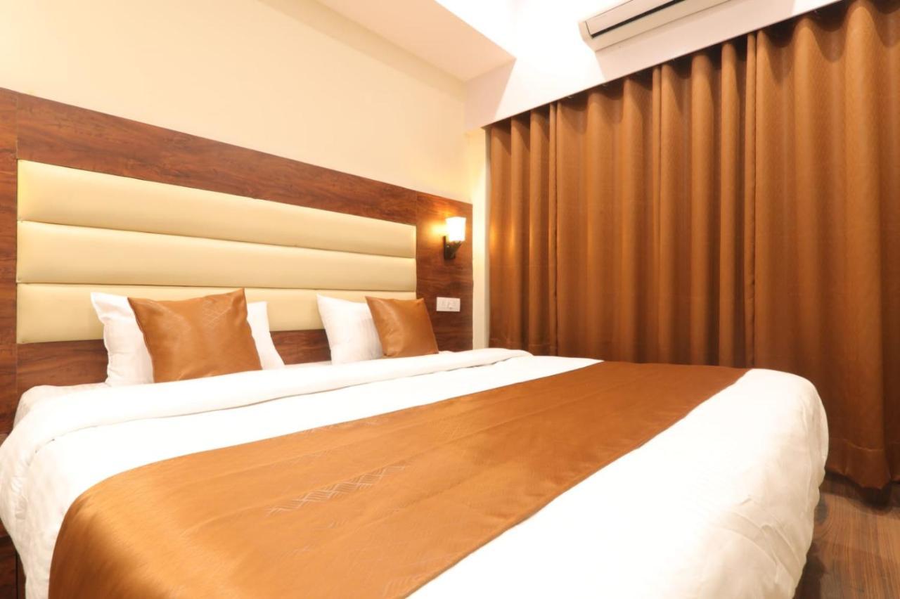 Hotel Blueark Lucknow Exterior photo