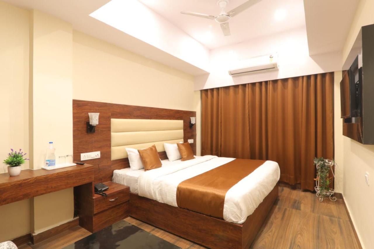 Hotel Blueark Lucknow Exterior photo